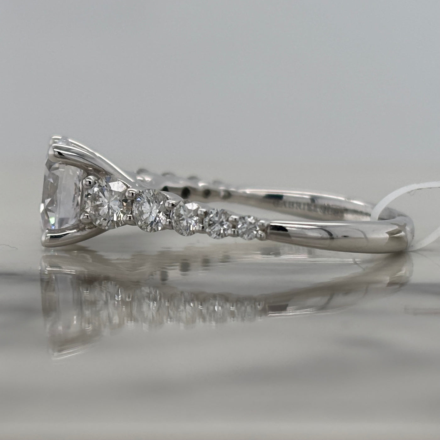 14k white gold semi mount engagement ring with graduated accent diamonds